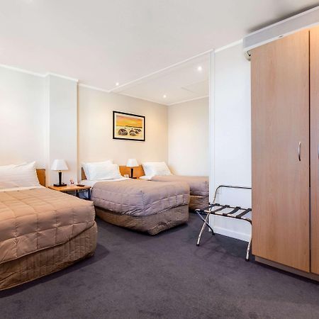 Econo Lodge City Central Оукланд Екстериор снимка