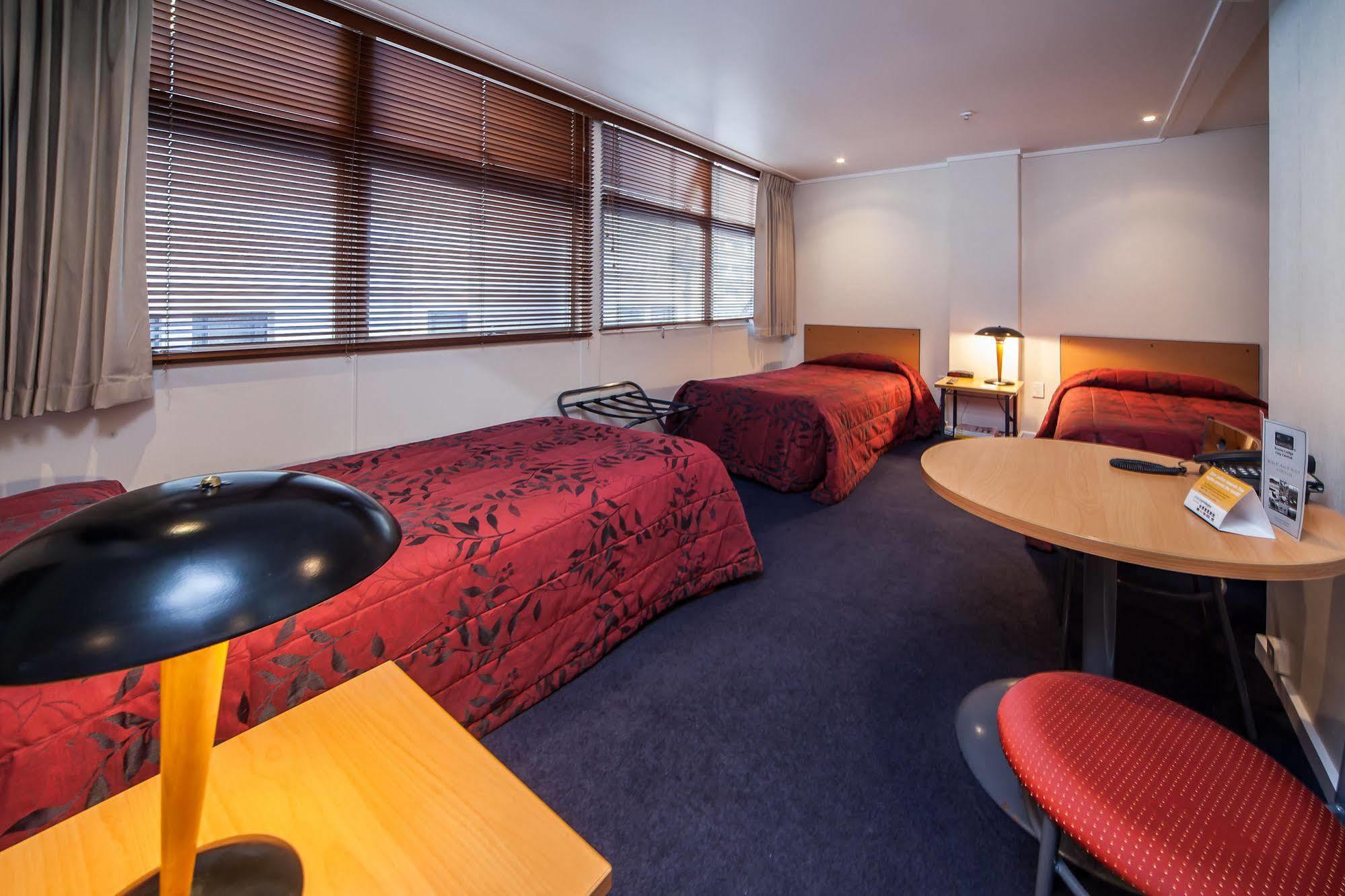 Econo Lodge City Central Оукланд Екстериор снимка