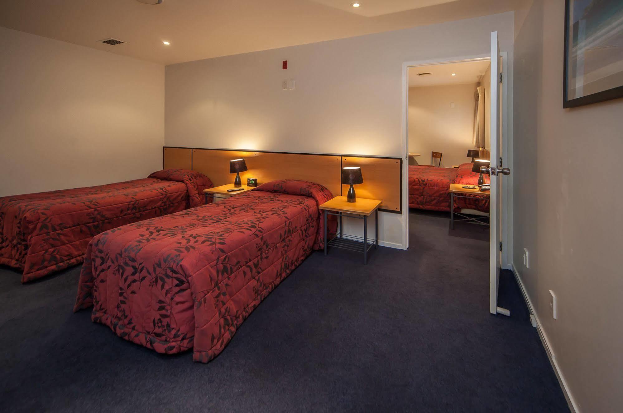 Econo Lodge City Central Оукланд Екстериор снимка